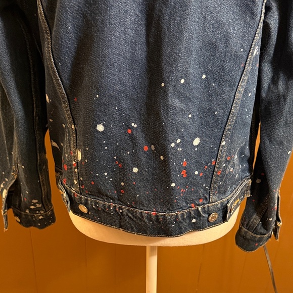 Levis Limited Edition Handmaids Tale Ex-Boyfriend Denim Trucker Jacket  Sz S - Picture 11 of 12